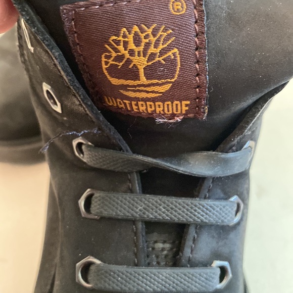 Timberland black suede kids boots - Picture 11 of 16